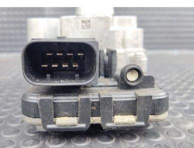 BMW X5 F15 2013-2018 hatchback 3.0 D diesel AT 230 kW 2014  Riadiaca jednotka podvozku 7542211