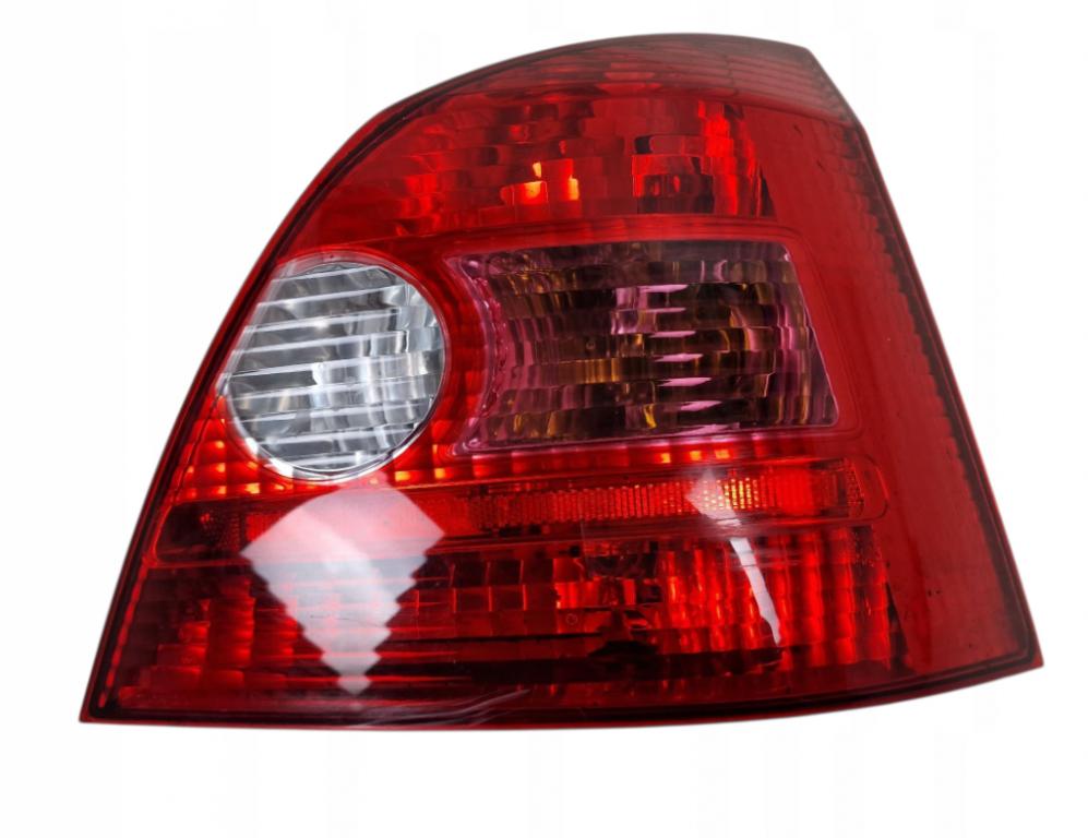 Honda Civic VII Svetlo zadné pravé