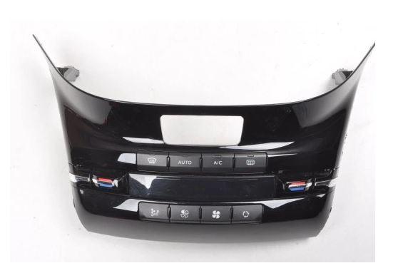 Peugeot 208 I 2012-2019 hatchback 1.4 16v petrol MT 70 kW 2012  Panel kúrenia/klimatizácie 96722471XU