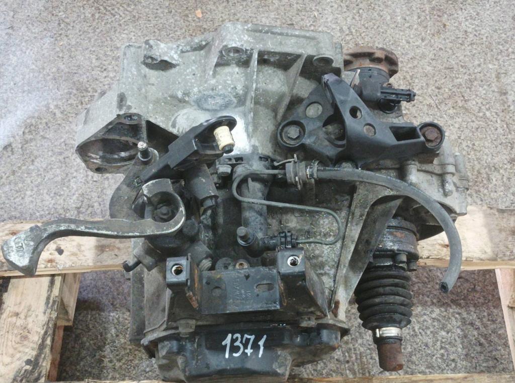 Volkswagen Polo IV 9N 2001-2009 hatchback 1.4 16v petrol MT 59 kW 2007  Prevodovka manuálna JHQ