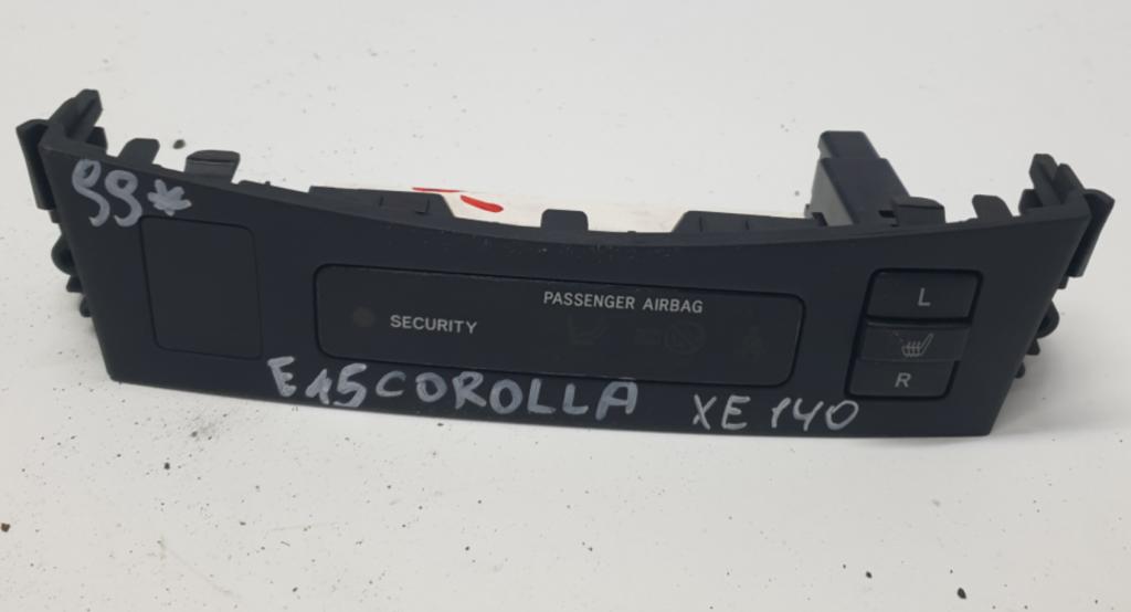 Toyota Corolla E15 2007-2014  Displej