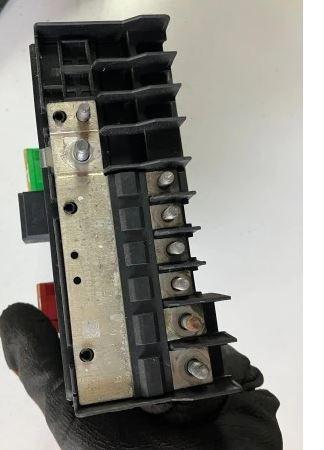 Skoda Octavia II 2004-2013 hatchback 2.0 TDI diesel MT 103 kW 2008  Poistková skrinka 1K0937125D