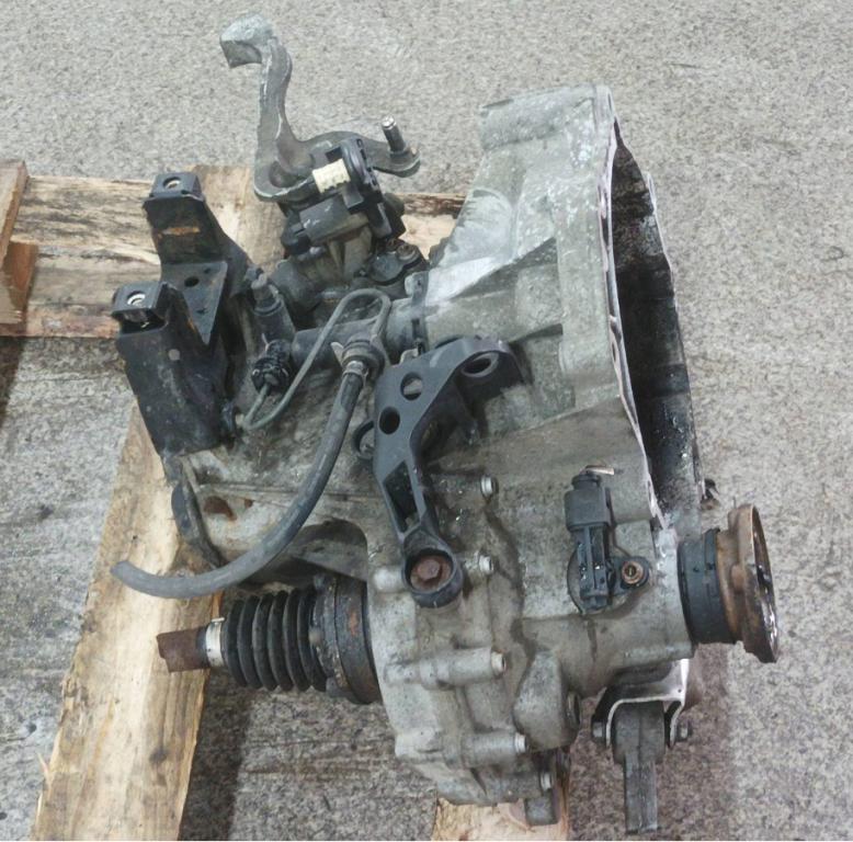 Volkswagen Polo IV 9N 2001-2009 hatchback 1.4 16v petrol MT 59 kW 2007  Prevodovka manuálna JHQ