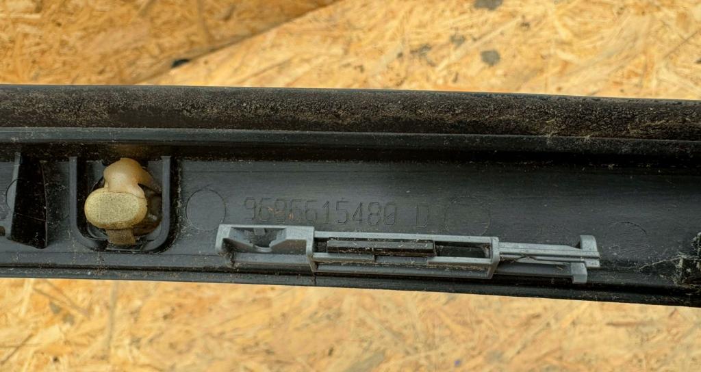 Peugeot 508 2010-2018  Lišta ostatné 9686615480D