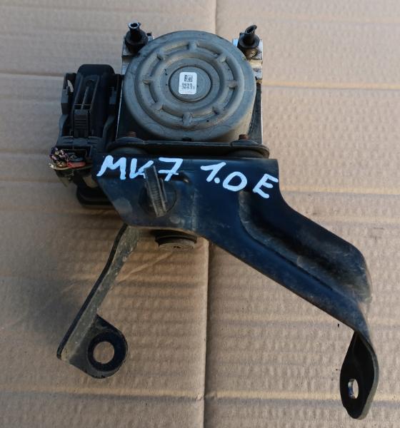 Ford Fiesta Mk7 2008-2017 hatchback 1.0 Pumpa ABS D1B1-2C405-AD D1B1-2C013-BB