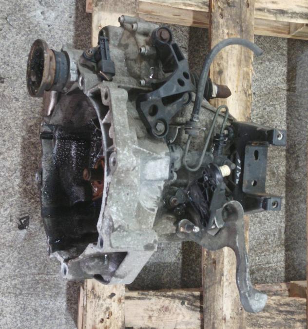 Volkswagen Polo IV 9N 2001-2009 hatchback 1.4 16v petrol MT 59 kW 2007  Prevodovka manuálna JHQ