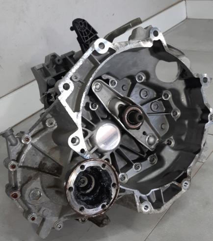 Volkswagen Golf VI 2008-2013 hatchback 1.4 16v petrol MT 59 kW 2009  Prevodovka manuálna LEG