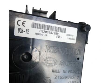 Renault Clio II 1998-2012 hatchback 1.2 16v petrol MT 55 kW 2003  Modul komfortu P8200387289