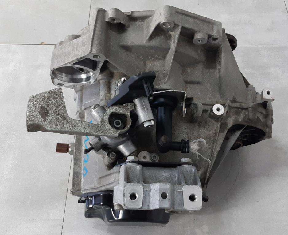 Volkswagen Golf VI 2008-2013 hatchback 1.4 16v petrol MT 59 kW 2009  Prevodovka manuálna LEG