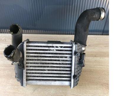 Audi A4 B5 1994-2001 combi 1.9 TDI diesel MT 81 kW 1999  Intercooler (chladič nasávaného vzduchu) 8E0145805P
