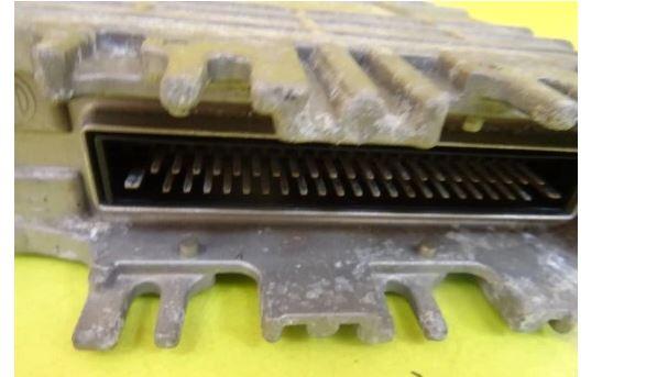 Volkswagen Golf IV 1997-2003 hatchback 1.9 TDI diesel 81 kW 1998  Riadiaca jednotka motora 1H0907311P / 0261203707 NR1823