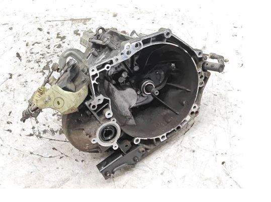 Citroen C4 Cactus 2014-2020 hatchback 1.2 PureTech petrol MT 60 kW 2016  Prevodovka manuálna 20ET26