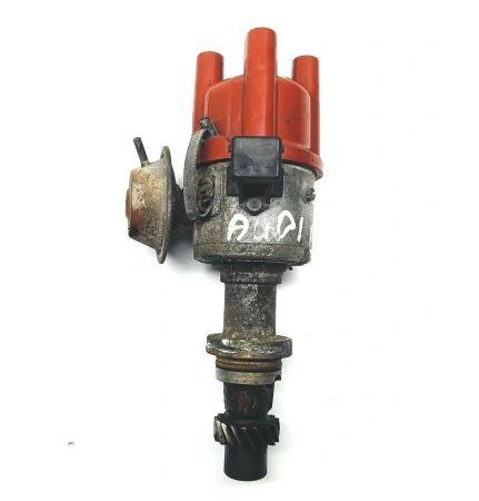 Audi 80 B3 1986-1991 sedan 1.8 petrol MT 66 kW 1990  Rozdeľovač 0237020160