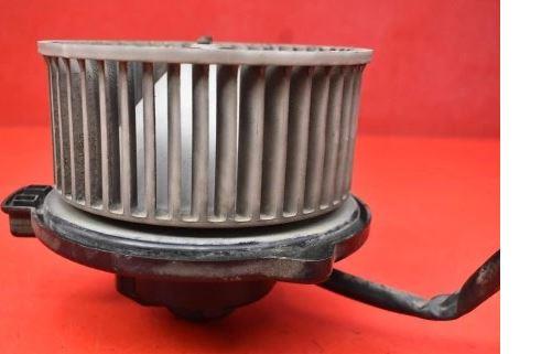 Toyota Rav4 I 1994-2000 hatchback 2.0 16v petrol MT 95 kW 1996  Ventilátor kúrenia 194000-0340