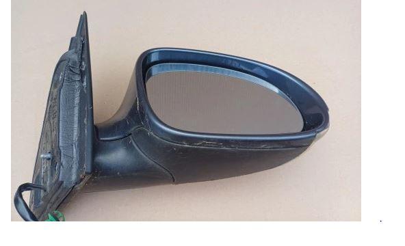 Volkswagen Passat B6 2005-2010 combi 2.0 TDI diesel AT 103 kW 2005  Spätné zrkadlo vonkajšie pravé