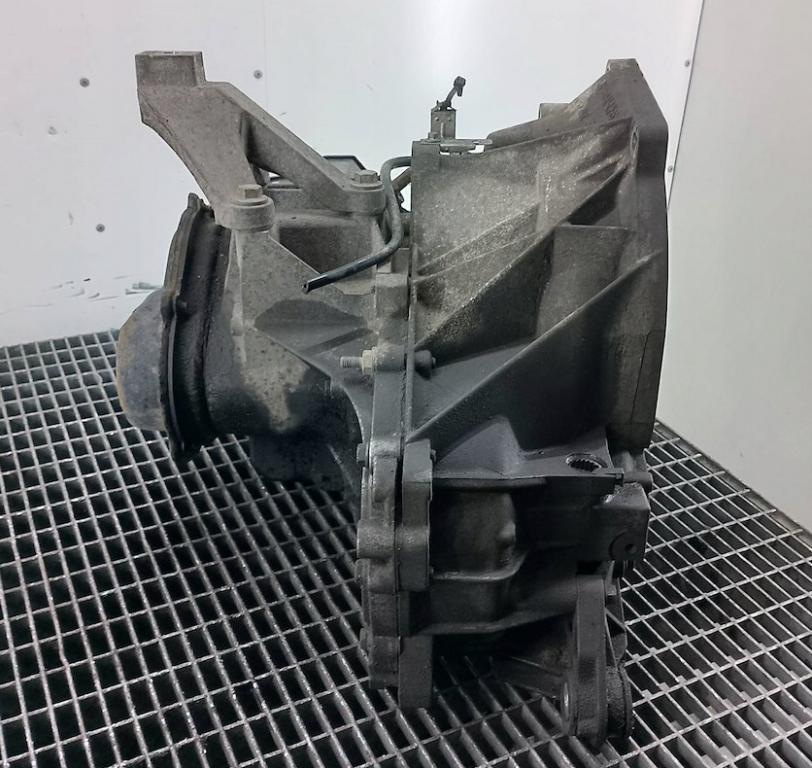 Ford Focus Mk2 2004-2011 sedan 1.6 16v petrol MT 74 kW 2006  Prevodovka manuálna 3M5R7002ND