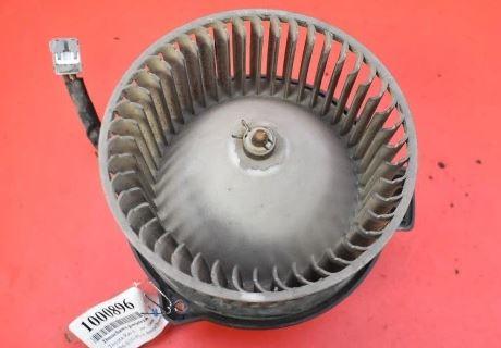 Toyota Rav4 I 1994-2000 hatchback 2.0 16v petrol MT 95 kW 1996  Ventilátor kúrenia 194000-0340