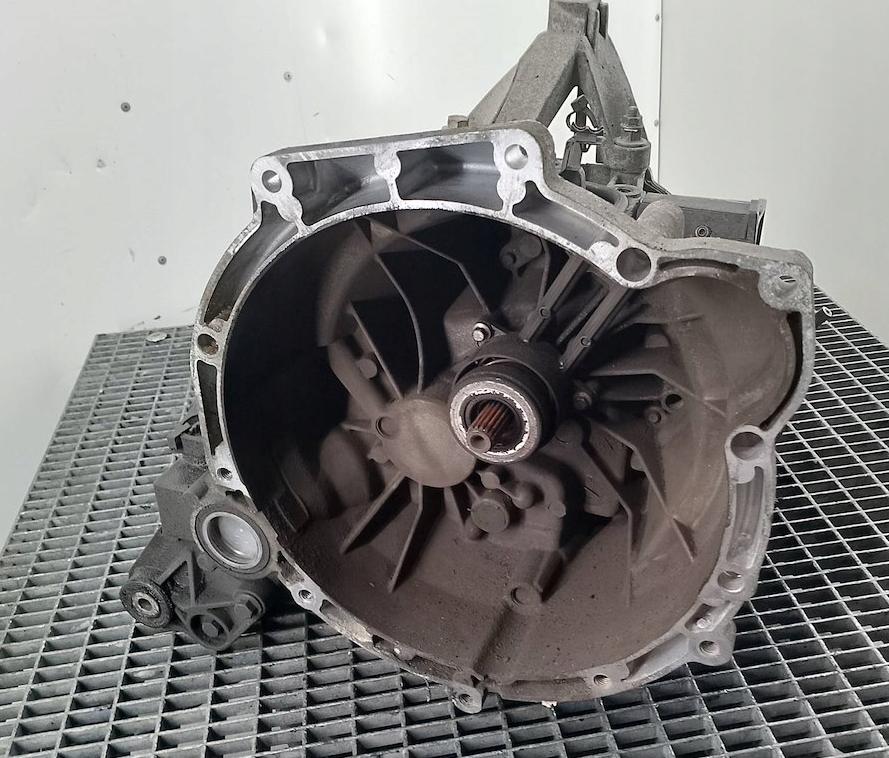 Ford Focus Mk2 2004-2011 sedan 1.6 16v petrol MT 74 kW 2006  Prevodovka manuálna 3M5R7002ND