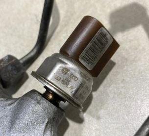 Audi A4 B7 2004-2008 combi 3.0 TDI diesel AT 150 kW 2005  Vstrekovacia lišta 059130089AH 55PP24-02