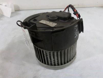 Peugeot 407 sedan 1.6 HDI diesel MT 80 kW 2007  Ventilátor kúrenia 7737080501