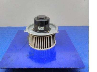 Mazda Premacy hatchback 2.0 DITD diesel MT 66 kW 1999  Ventilátor kúrenia HB111GE4T