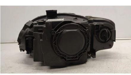 Audi A4 B7 2004-2008 combi 3.0 TDI diesel AT 150 kW 2005  Svetlo predné pravé xenon 8E0941004BP