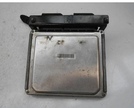 Skoda Fabia III 2014- hatchback 1.4 TDI diesel MT 77 kW 2016  Riadiaca jednotka motora 04B907445