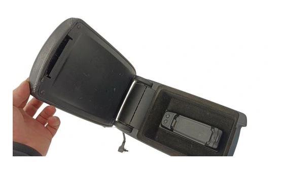 Audi A6 C6 2004-2011 combi 3.0 TDI diesel AT 165 kW 2005  Lakťová opierka