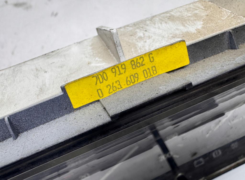 Volkswagen Transporter T4 1990-2003 Prístrojová doska 7D0919862G