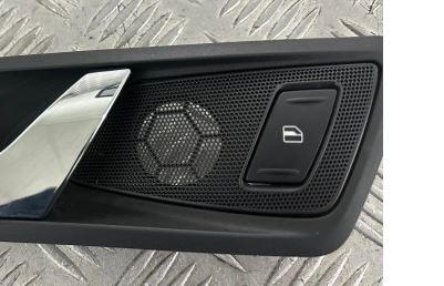 Skoda Octavia II 2004-2013 hatchback 1.9 TDI diesel MT 77 kW 2010  Kľučka dverí vnútorná zadná ľavá 1Z0839247 1Z0868159A