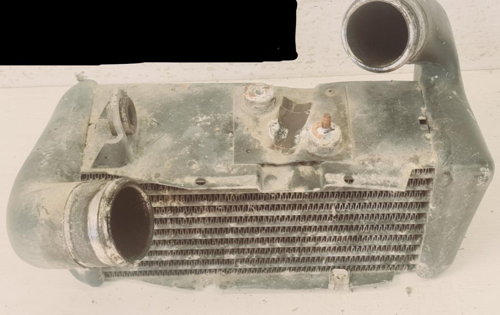 Audi 80 B3 1986-1991 sedan 1.6 TD diesel MT 59 kW 1990  Intercooler (chladič nasávaného vzduchu) 893145805