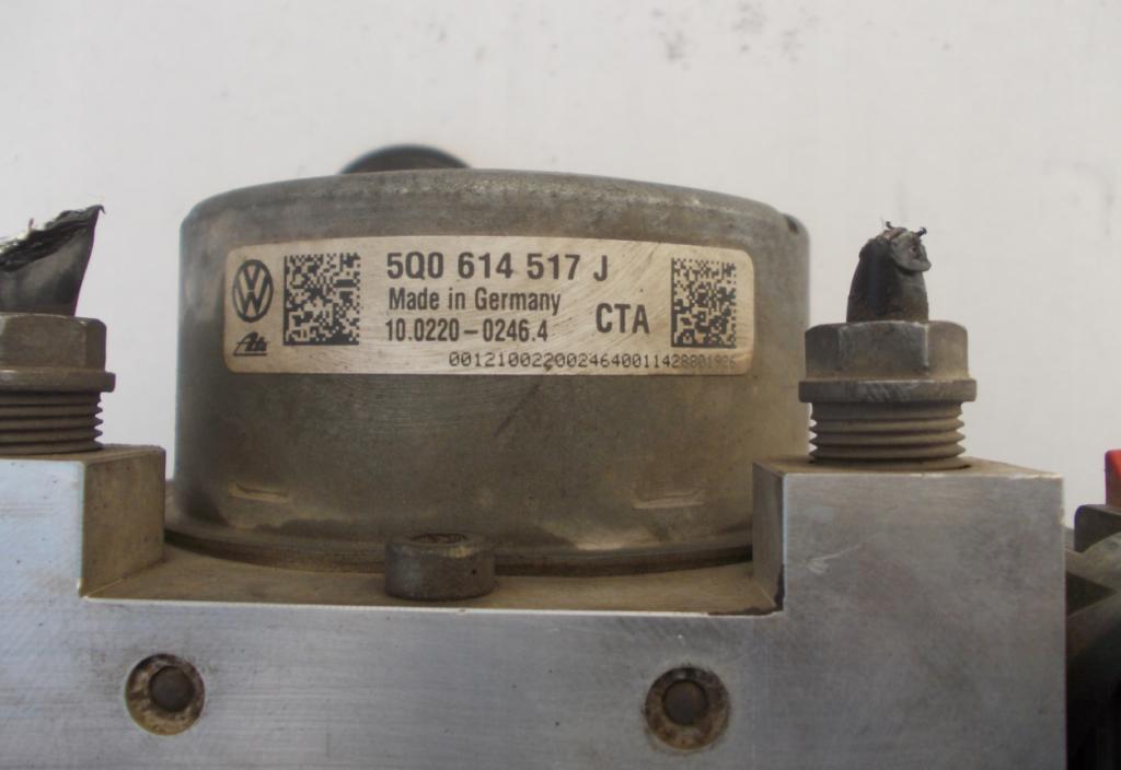 Skoda Octavia III 2013- Pumpa ABS 5Q0907379K 5Q0614517J