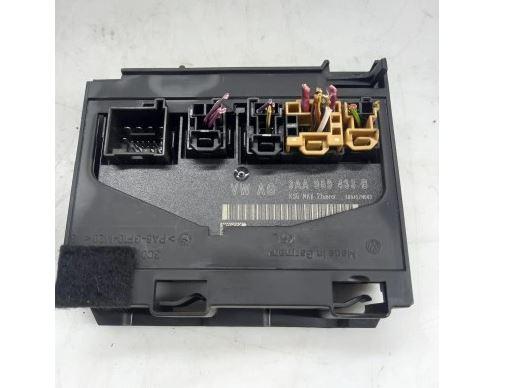 Volkswagen Passat B7 2010-2014 sedan 2.0 TDI diesel AT 130 kW 2013  Modul komfortu 3AA959433B