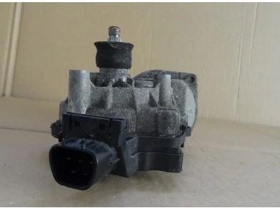 Mazda Premacy hatchback 1.8 16v petrol MT 74 kW 2005  Motorček stieračov predný 8492007121