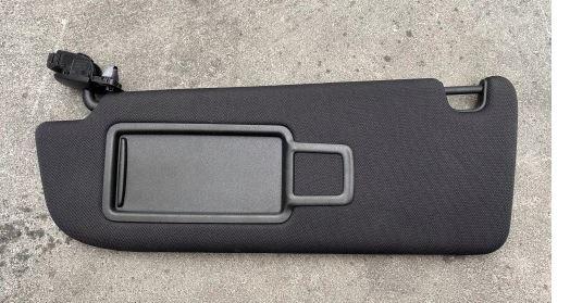 Audi A6 C7 2011-2018 sedan 3.0 TFSI petrol AT 228 kW 2013  Slnečná clona ľavá 4G0857551