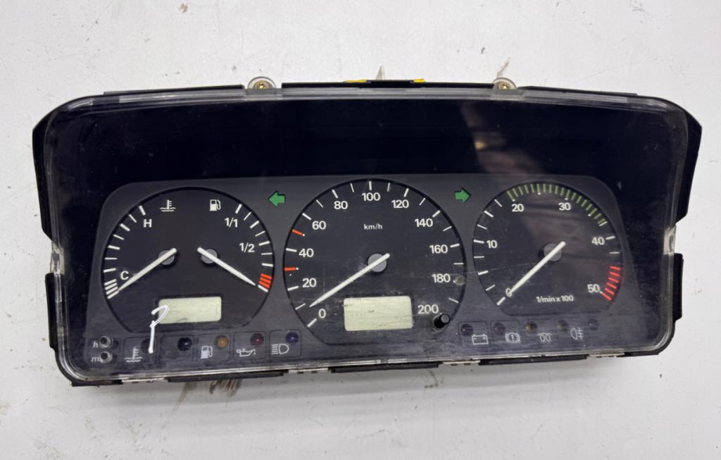 Volkswagen Transporter T4 1990-2003 Prístrojová doska 7D0919862G