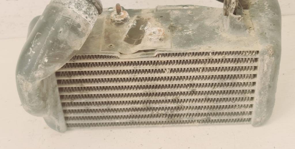 Audi 80 B3 1986-1991 sedan 1.6 TD diesel MT 59 kW 1990  Intercooler (chladič nasávaného vzduchu) 893145805