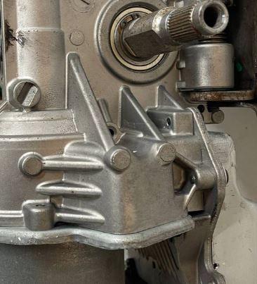 Kia Venga hatchback 1.6 16v petrol MT 92 kW 2011  Tyč riadenia (volantu) 563001P051