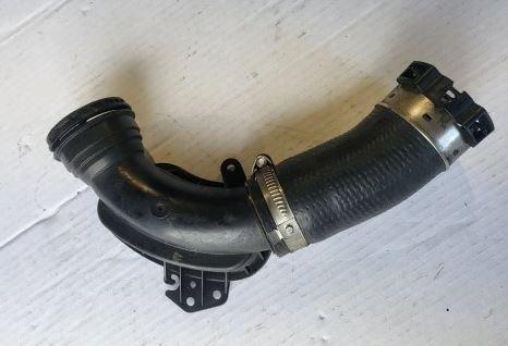 Land Rover Discovery Sport L550 2014-2019 hatchback 2.0 D diesel 204DTD AT 132 kW 2016  Hadica chladenia vzduchu GJ326C780 GJ326C780AA