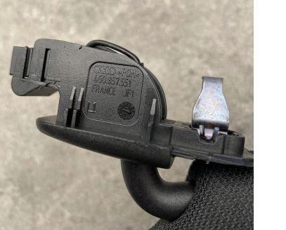 Audi A6 C7 2011-2018 sedan 3.0 TFSI petrol AT 228 kW 2013  Slnečná clona ľavá 4G0857551