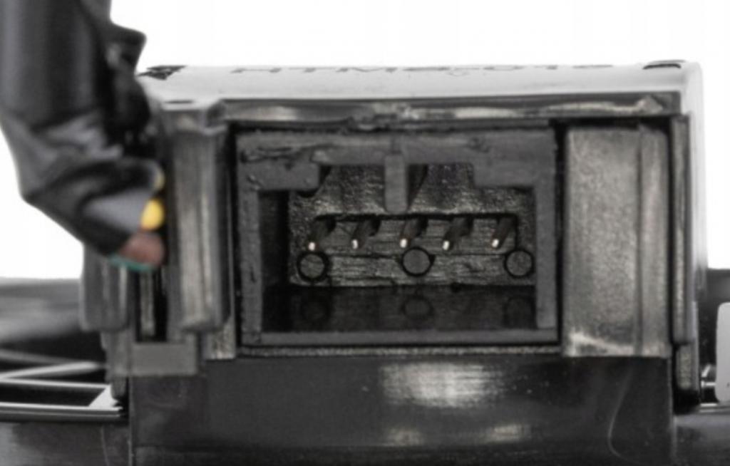 Mitsubishi Colt Z30 VI 2004-2012  Snímač ulhu natočenia volantu MR587756