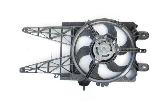 Fiat Punto II 1999-2010 hatchback 1.2 petrol MT 44 kW 2001  Ventilátor chladiča klimatizácie 46785738