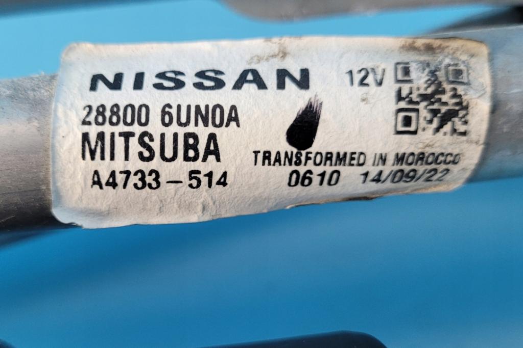 Nissan Qashqai III J12E 2022  Mechanizmus stieračov predný 288006UN0A