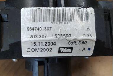 Citroen C3 I 2002-2009 hatchback 1.1 petrol MT 44 kW 2005  Prepínacie páčky pod volantom 96474013XT