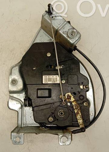 Volkswagen Caddy III 2K 2003-2020 minivan 2.0 TDI diesel 55 kW 2015  Zámok dverí zadný pravý 2K0827201AB H000DED0