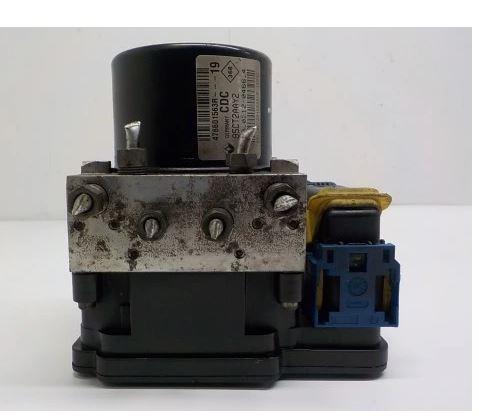 Renault Scenic II 2003-2009 hatchback 1.5 DCI diesel MT 74 kW 2005  Pumpa ABS 476601563R 10.0212-0466.4