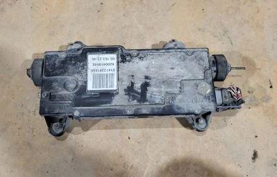 Renault Scenic II 2003-2009 hatchback 1.9 DCI diesel MT 85 kW 2003  Ručná brzda elektrická 8200418648