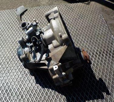 Volkswagen Jetta V 2005-2010 sedan 1.6 8v petrol MT 75 kW 2006  Prevodovka manuálna FVH