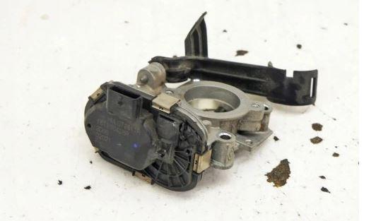 Dacia Sandero III 2020- hatchback 1.0 TCE petrol AT 66 kW 2022  Škrtiaca klapka 161200428R