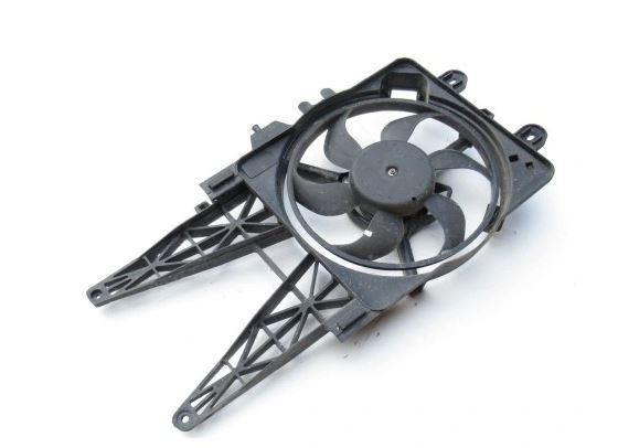 Fiat Punto II 1999-2010 hatchback 1.2 petrol MT 44 kW 2001  Ventilátor chladiča klimatizácie 46785738